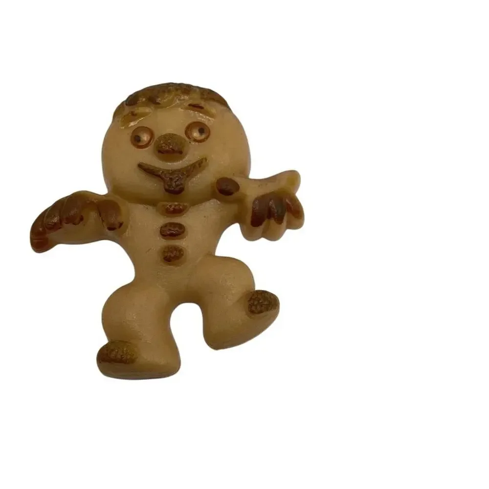 Vintage Gingerbread Man Magnets Set of 5‎ Holiday Decor Multicolor